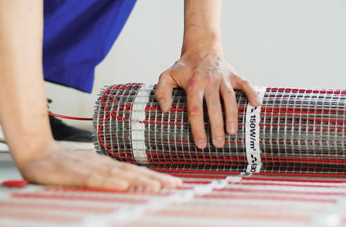 Montaż maty grzewczej