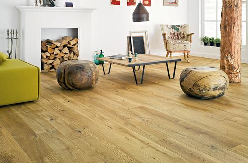 Drewno w domu – na podłogi, ściany, schody, tarasy. Jaki gatunek wybrać?