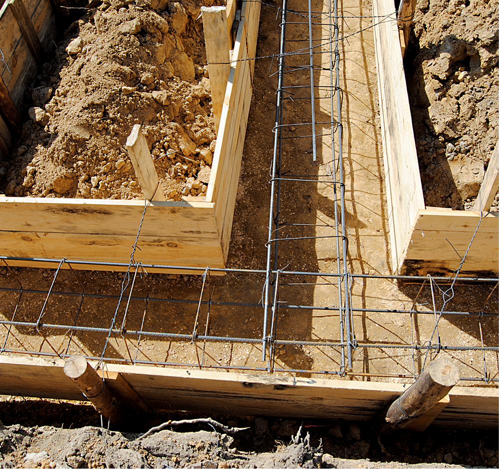 Budowa ław i ścian fundamentowych